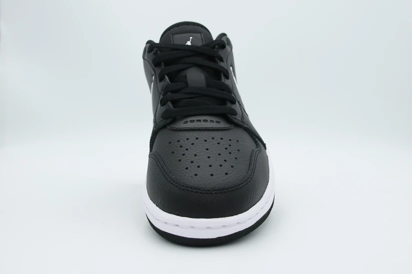 Jordan Court Connect Low Ανδρικά Sneakers Μαύρα, Λευκά