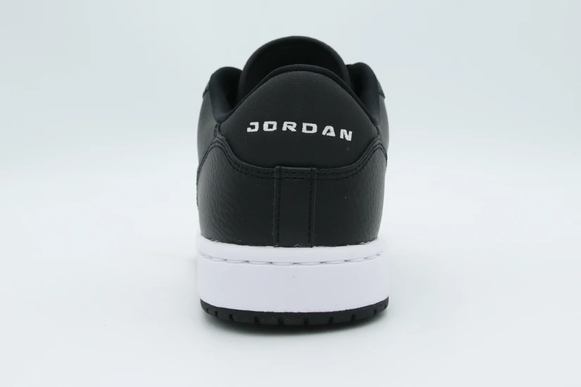 Jordan Court Connect Low Ανδρικά Sneakers Μαύρα, Λευκά