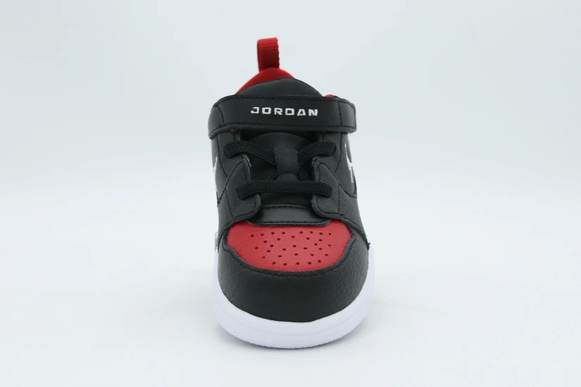 Jordan Court Connect Low Βρεφικά Sneakers Μαύρα, Κόκκινα, Λευκά