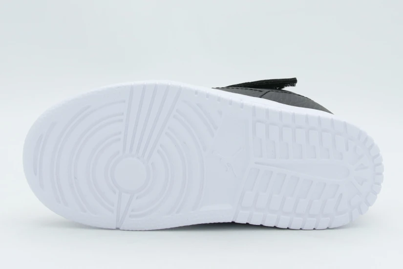 Jordan Court Connect Low Βρεφικά Sneakers Μαύρα, Κόκκινα, Λευκά