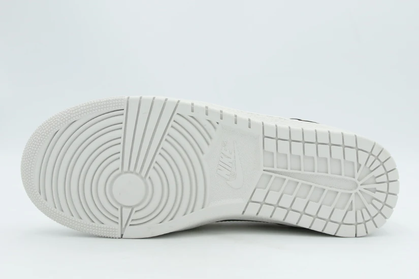 Jordan Air Skyline Low Γυναικεία Sneakers Λευκά, Χρυσά