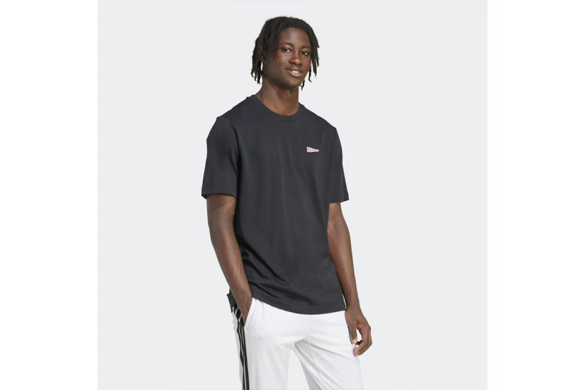 Adidas Pennant Trim Graphic Ανδρικό Κοντομάνικο T-Shirt Μαύρο