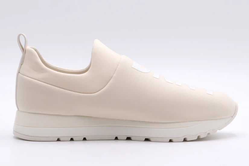 Dkny Abeni Lace Up Sneakers (K1385461 EN2)