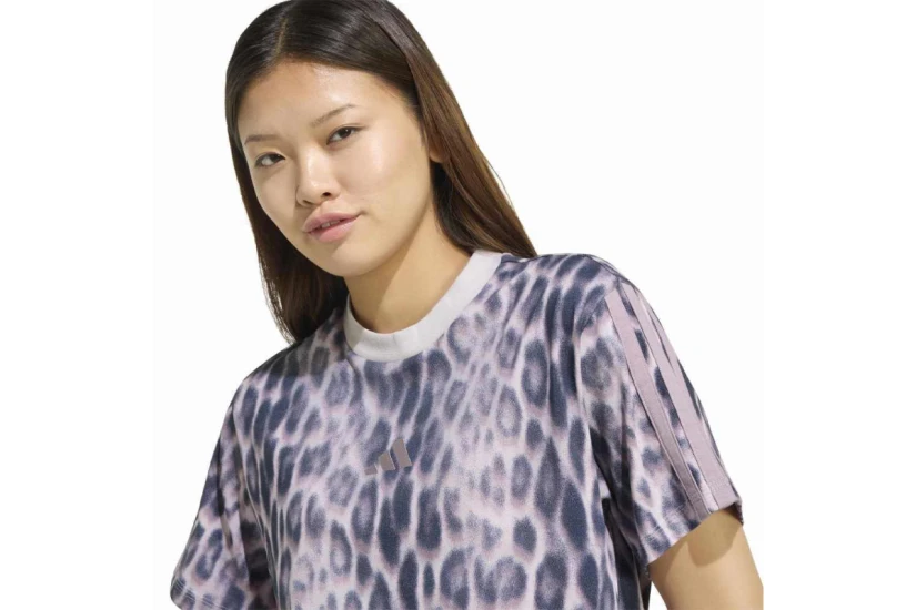 Adidas Performance Seasonal Essentials Leopard Print Γυναικείο Κοντομάνικο T-Shirt Λιλά, Μπλε