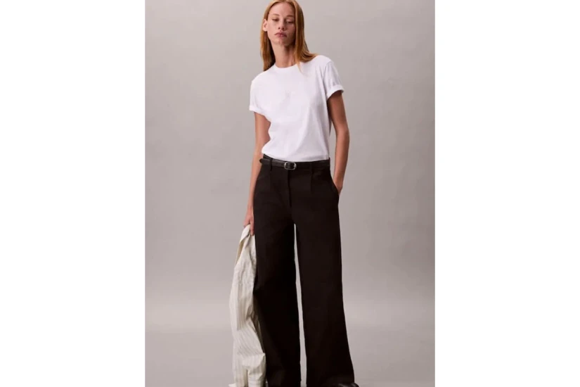 Calvin Klein Glossy Metallic Logo Γυναικείο Κοντομάνικο T-Shirt Λευκό