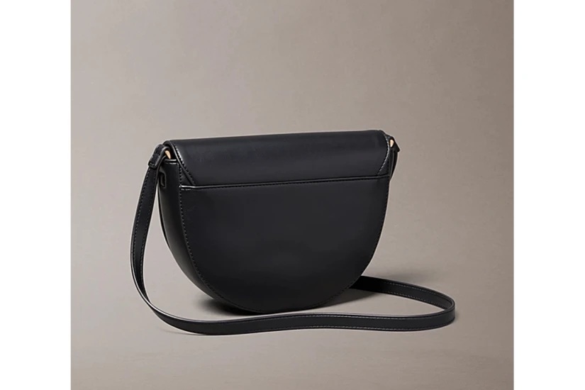 Calvin Klein Embossed Monogram Logo Τσάντα Ώμου - Χειρός Μαύρη
