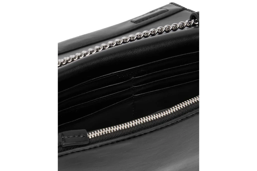 Calvin Klein Metallic On Chain Γυναικείο Πορτοφόλι Μαύρο
