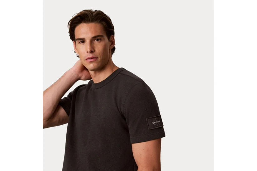 Calvin Klein Monologo Patch Classic Waffle Knit T-Shirt Ανδρικό (LV04RJ208G 8MN)