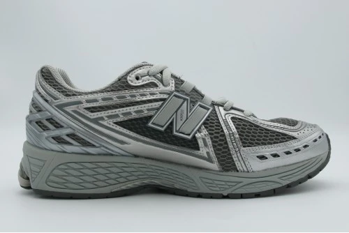 New Balance 1906 Sneakers (M1906REH)