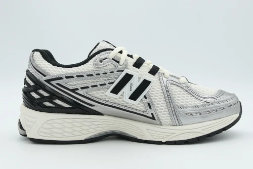 New Balance 1906R Sneakers (M1906RER)