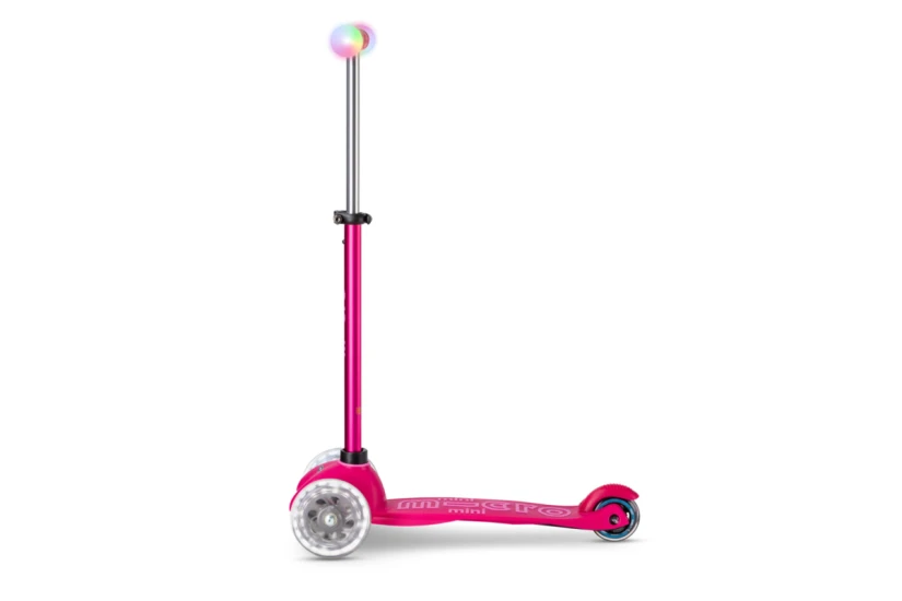 Micro Mini2Grow Deluxe Magic LED Βρεφικό - Παιδικό Πατίνι Φούξια, Μαύρο