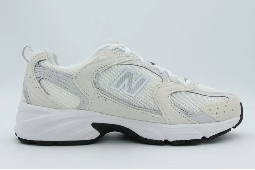 New Balance 530 Sneakers (MR530CE)