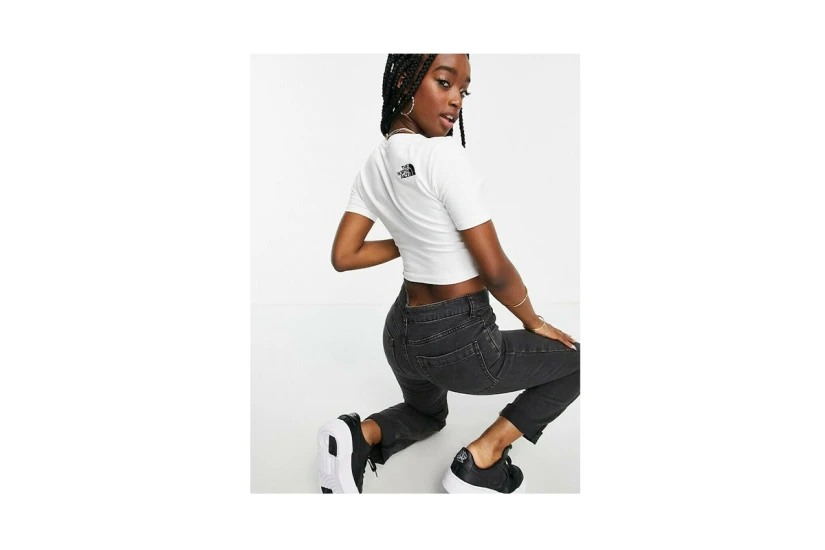 The North Face Γυναικεία Κοντομάνικη Crop Top Μπλούζα Λευκή