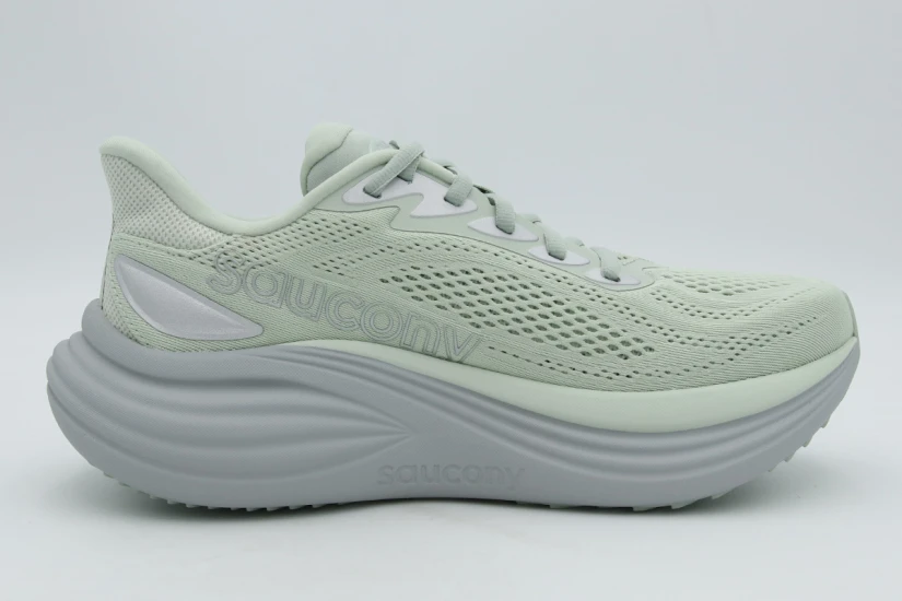 Saucony Triumph 24 Γυναικεία Αθλητικά Παπούτσια για Τρέξιμο Φυστικί