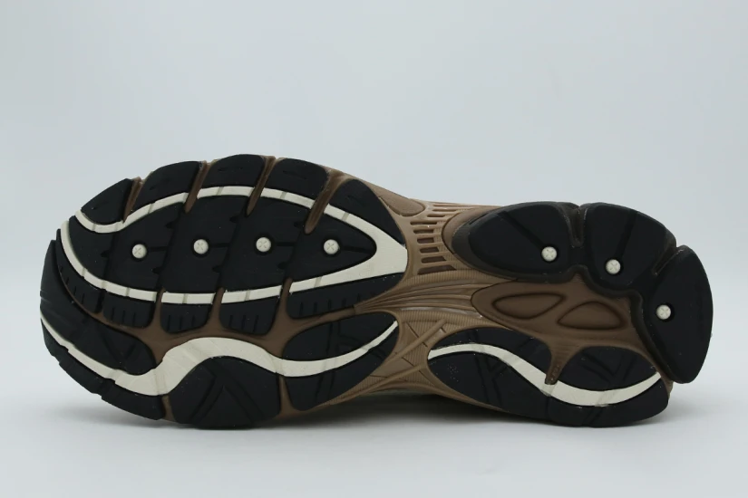 Saucony Originals Progrid Omni 9 Sneakers (S101660-1010)