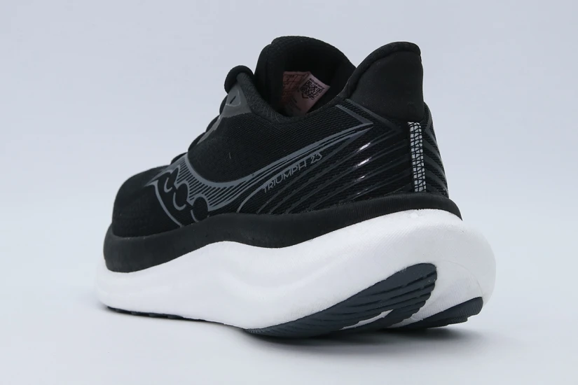 Saucony Triumph 23 Αθλητικά Παπούτσια για Τρέξιμο Μαύρα, Λευκά
