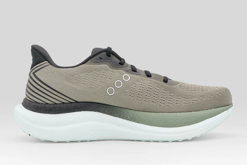 Saucony Triumph 23 Ανδρικά Αθλητικά Παπούτσια για Τρέξιμο Χακί, Μαύρα, Λευκά
