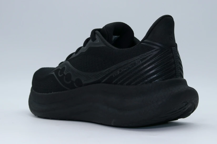 Saucony Triumph 23 Ανδρικά Αθλητικά Παπούτσια για Τρέξιμο Μαύρα
