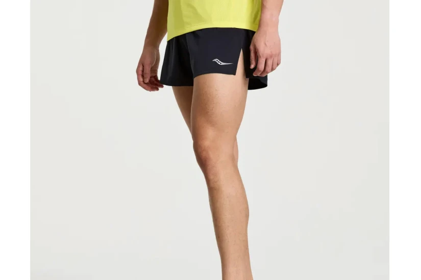 Saucony Outpace 2.5" Ανδρικό Αθλητικό Split Σορτς Μαύρο