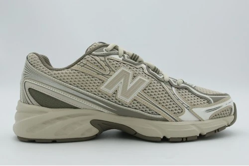 New Balance 740 Sneakers (U740AS2)