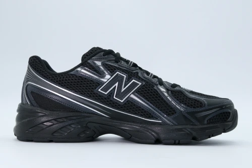 New Balance 740 Sneakers (U740BM2)