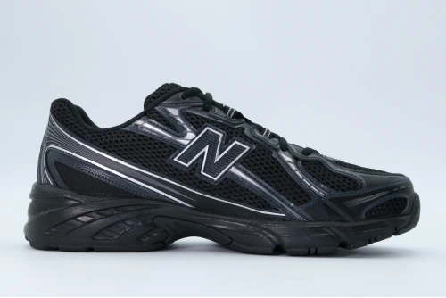 New Balance 740 Sneakers (U740BM2)