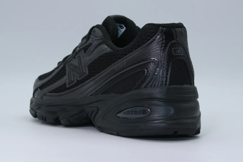 New Balance 740 Unisex Sneakers Μαύρα