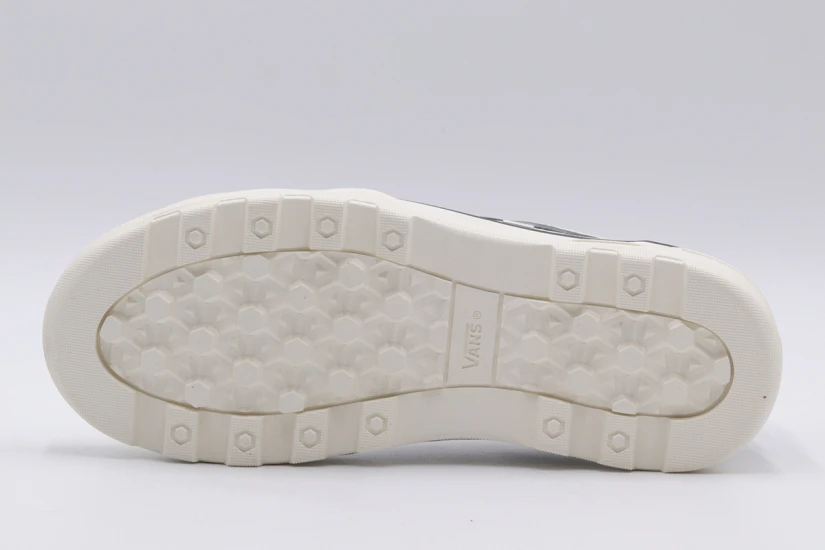 Vans Sentry Old Skool Sneakers Μαύρα, Λευκά