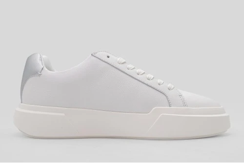 Calvin Klein Avenue Leather Silver Tab Sneakers (YW0YW01948 0LC)