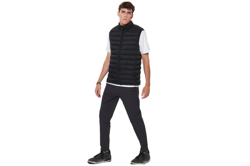 Body Action Packable Quilted Μπουφάν Αμάνικο Ανδρικό (073635 BLACK-01)