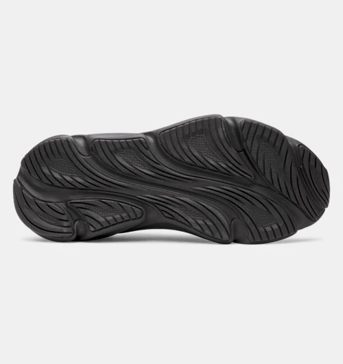 H εξωτερική σόλα των UNDER ARMOUR ROGUE 6 παρέχει πρόσφυση σε όλες τις επιφάνειες όταν τρέχεις